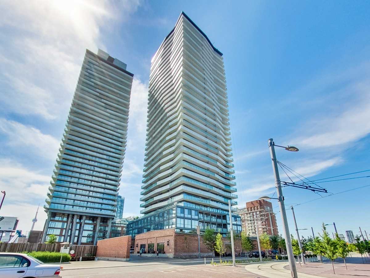 8 Buildings In Downtown Toronto With Two-Storey Units